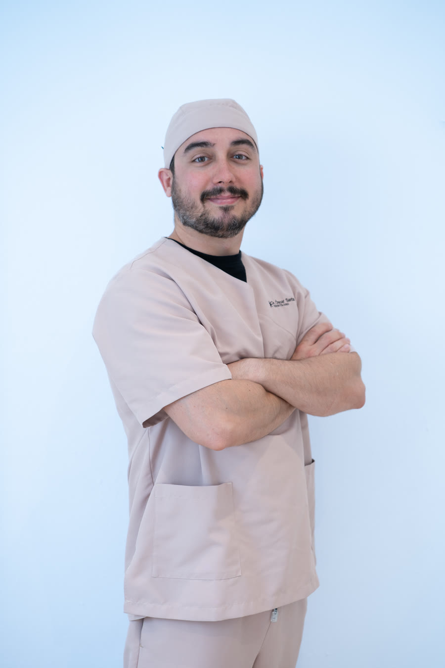 Óscar Alberto Santa Cruz García, Odontólogo · Endodoncia en Clínica Dentta